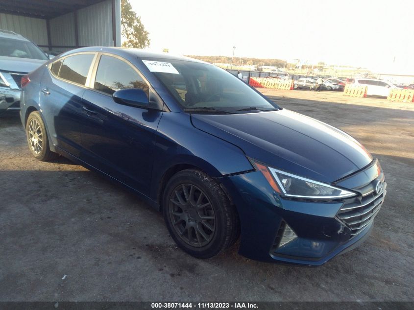 2019 HYUNDAI ELANTRA SE - 5NPD74LF3KH488385