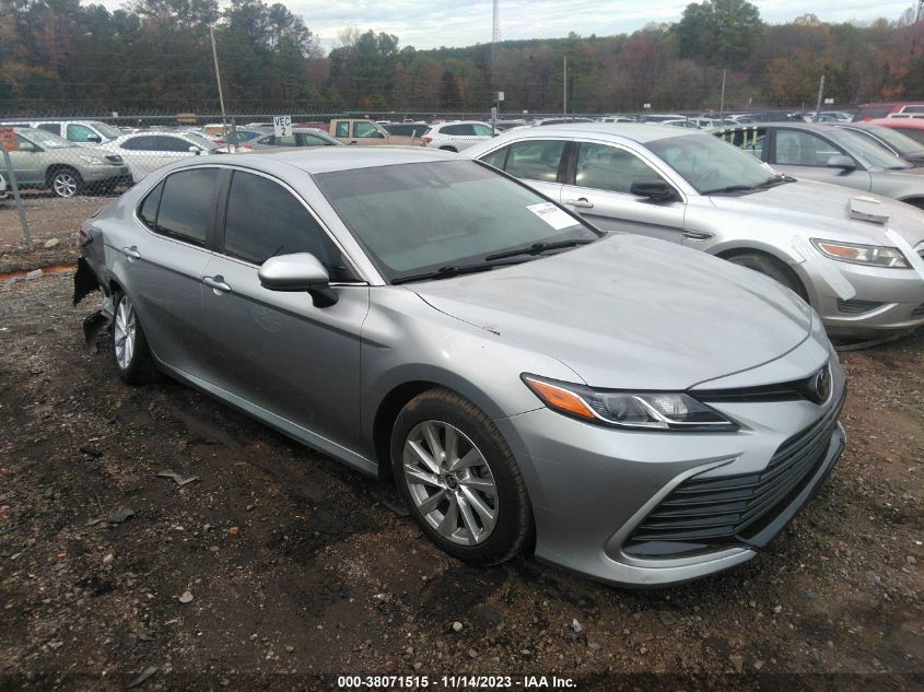 2021 TOYOTA CAMRY LE - 4T1C11AK6MU524831