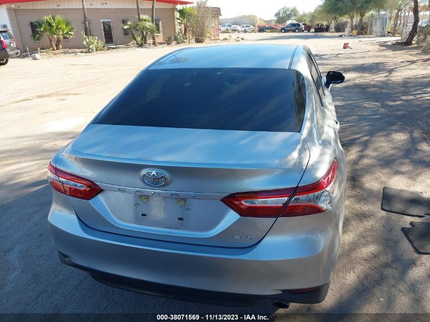 2018 TOYOTA CAMRY XLE - 4T1B11HK0JU513899