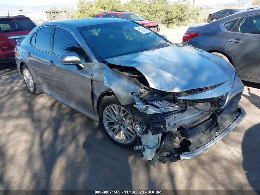 2018 TOYOTA CAMRY XLE - 4T1B11HK0JU513899