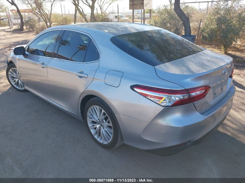 2018 TOYOTA CAMRY XLE - 4T1B11HK0JU513899