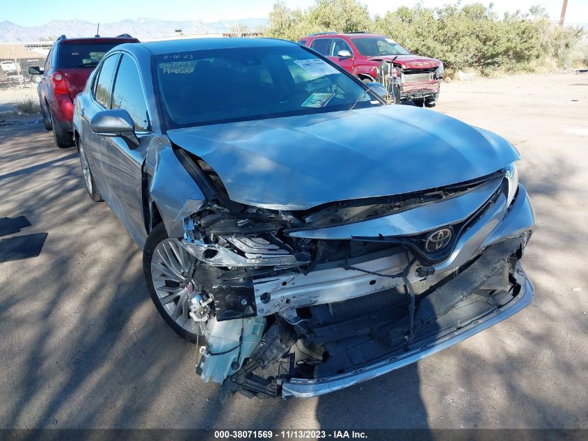2018 TOYOTA CAMRY XLE - 4T1B11HK0JU513899