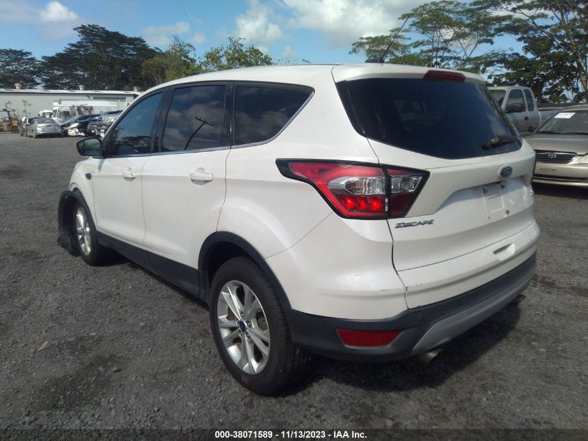 2017 FORD ESCAPE SE - 1FMCU0GD2HUE40005