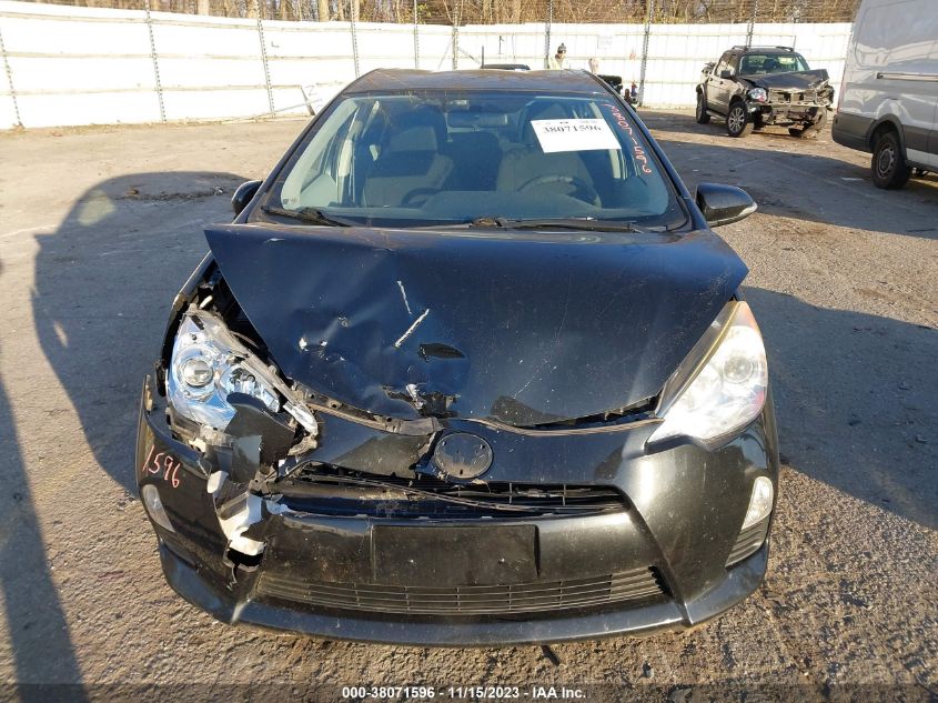 2013 TOYOTA PRIUS C THREE - JTDKDTB34D1556236
