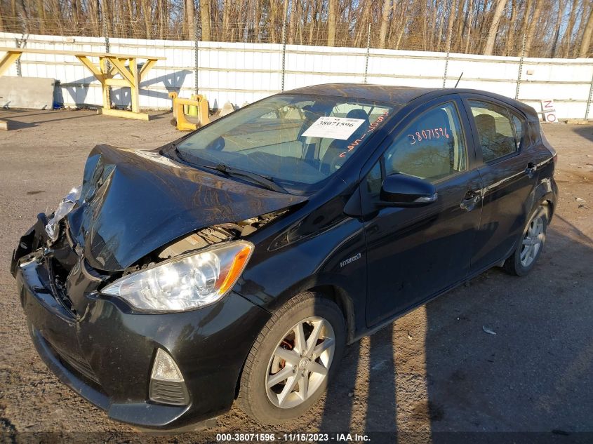 2013 TOYOTA PRIUS C THREE - JTDKDTB34D1556236
