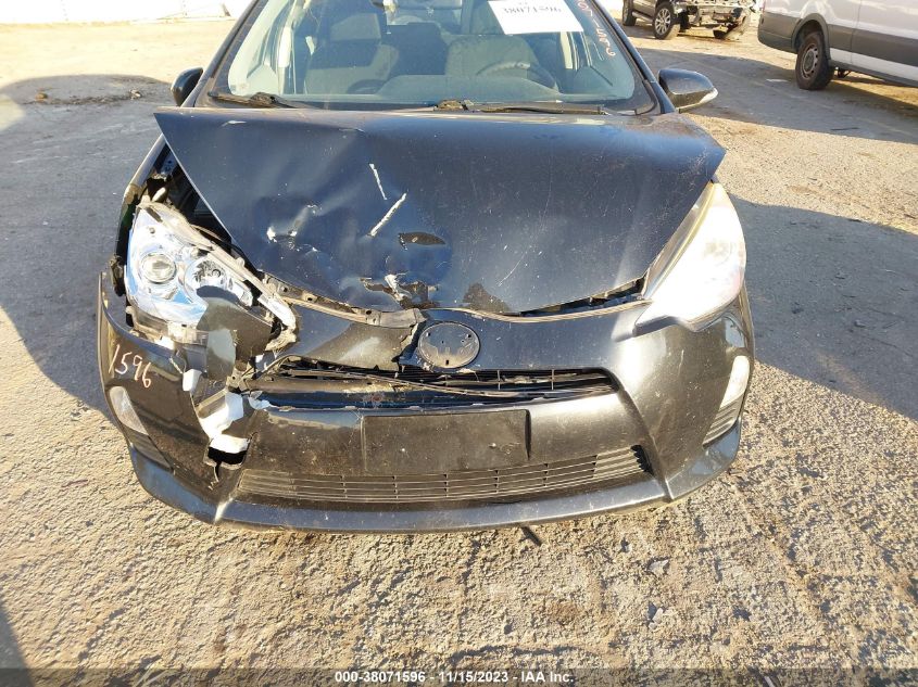 2013 TOYOTA PRIUS C THREE - JTDKDTB34D1556236