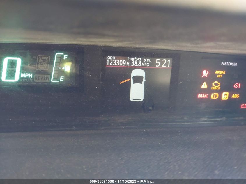 2013 TOYOTA PRIUS C THREE - JTDKDTB34D1556236