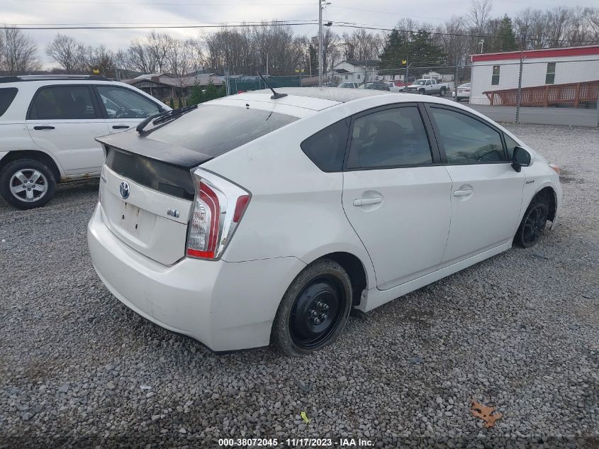 2013 TOYOTA PRIUS THREE - JTDKN3DUXD5595313