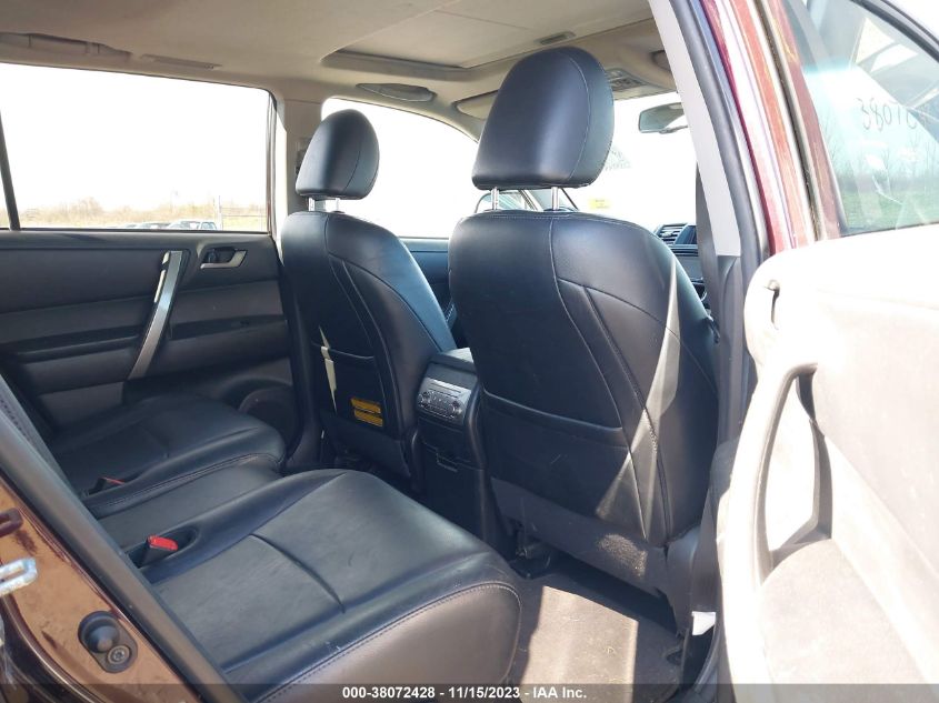 2013 TOYOTA HIGHLANDER SE V6 - 5TDBK3EH5DS177424