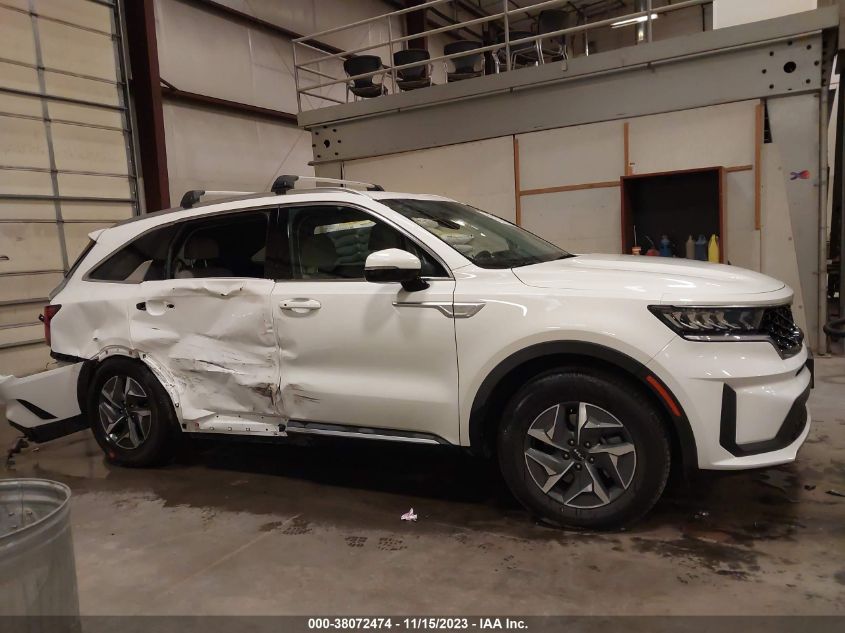 2022 KIA SORENTO HYBRID S KNDRGDLG3N5105810