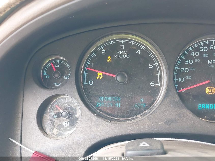 2013 CHEVROLET SUBURBAN 1500 LT 1GNSCJE08DR291189