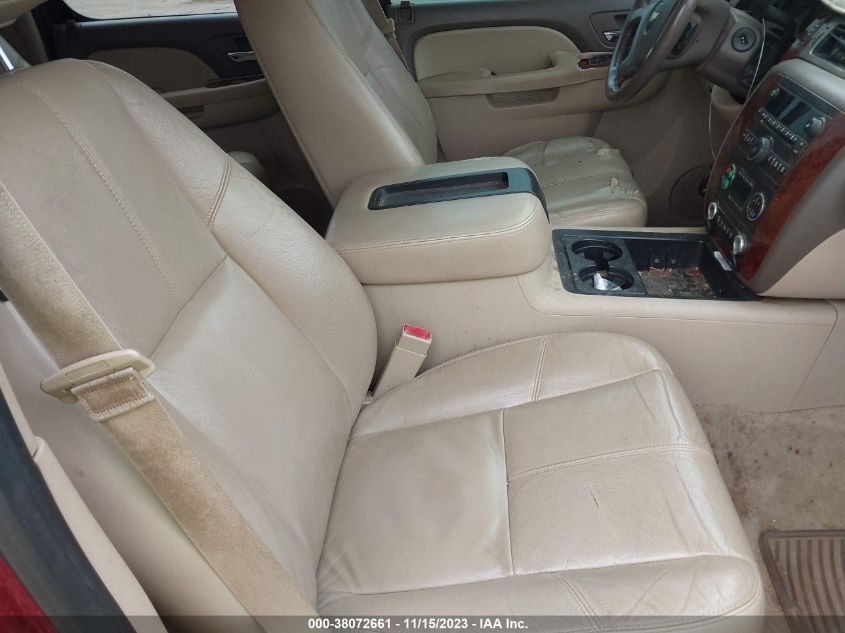 2013 CHEVROLET SUBURBAN 1500 LT 1GNSCJE08DR291189