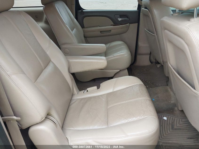 2013 CHEVROLET SUBURBAN 1500 LT 1GNSCJE08DR291189