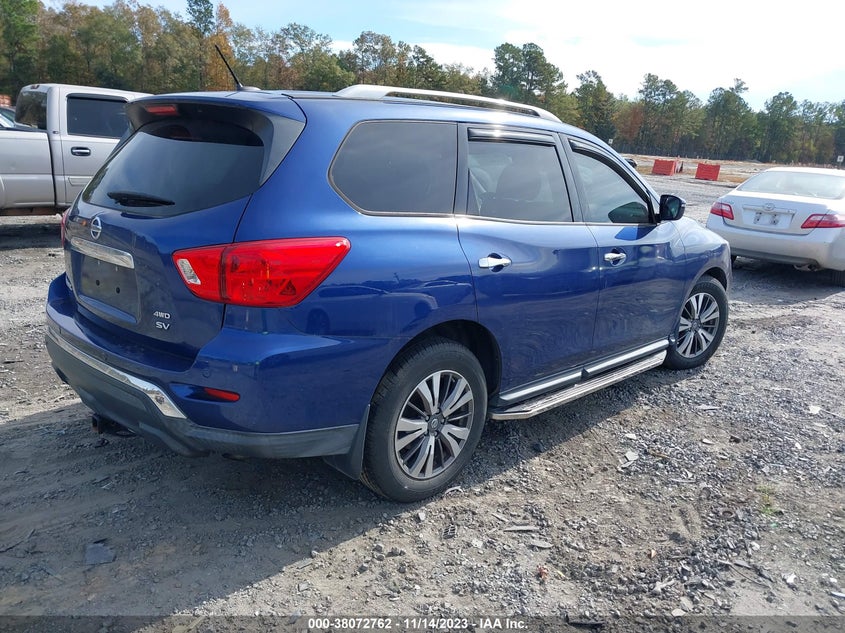 VIN 5N1DR2MM4HC612465 2017 NISSAN PATHFINDER SV