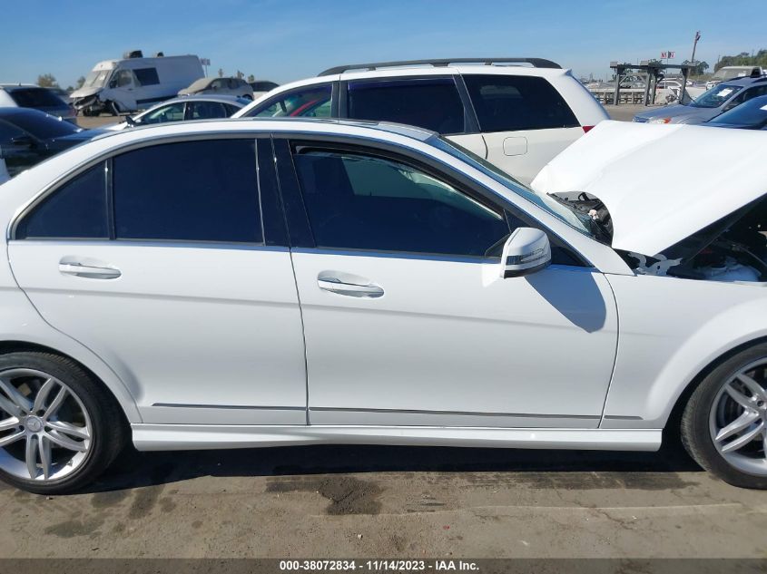 2014 MERCEDES-BENZ C 250 SPORT/LUXURY - WDDGF4HB0EA938890