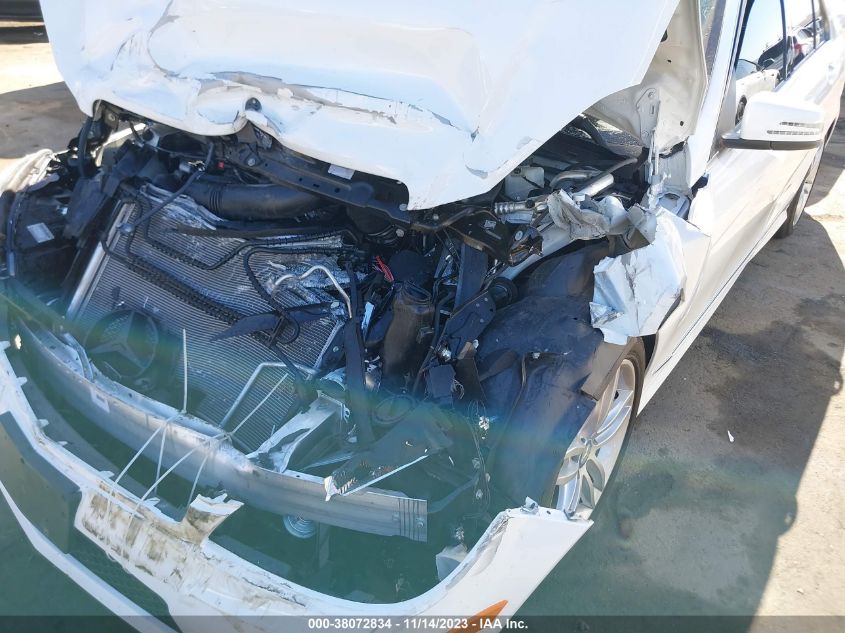 2014 MERCEDES-BENZ C 250 SPORT/LUXURY - WDDGF4HB0EA938890