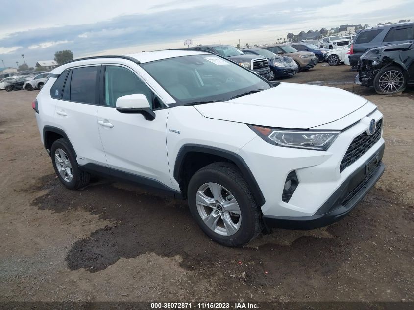 2021 TOYOTA RAV4 XLE - 2T3RWRFV5MW114686