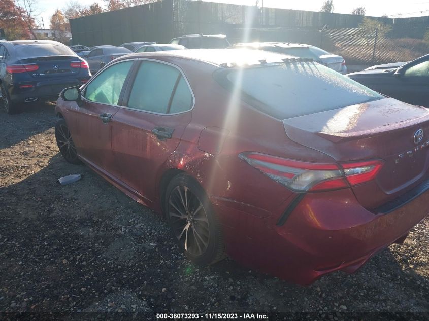 2018 TOYOTA CAMRY L/LE/XLE/SE/XSE - 4T1B11HKXJU580249
