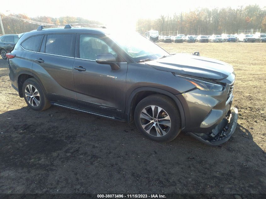 2021 TOYOTA HIGHLANDER HYBRID XLE - 5TDGBRCHXMS523981