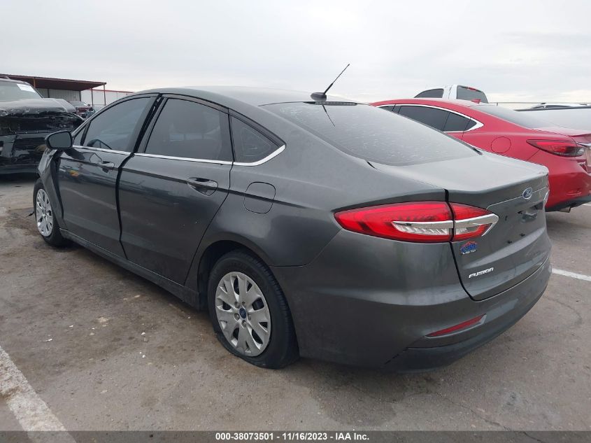 2019 FORD FUSION S - 3FA6P0G75KR283075