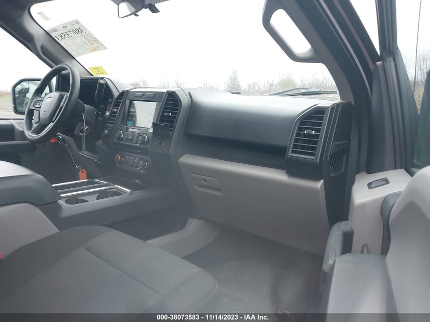 VIN 1FTEX1EP2JFA03557 2018 FORD F-150 XL