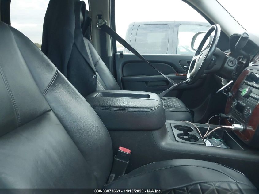 2014 CHEVROLET TAHOE LT - 1GNSCBE06ER215252