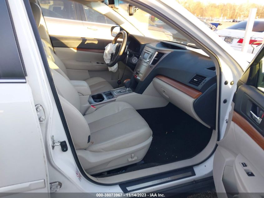 2014 SUBARU OUTBACK 2.5I LIMITED - 4S4BRBLC8E3297987