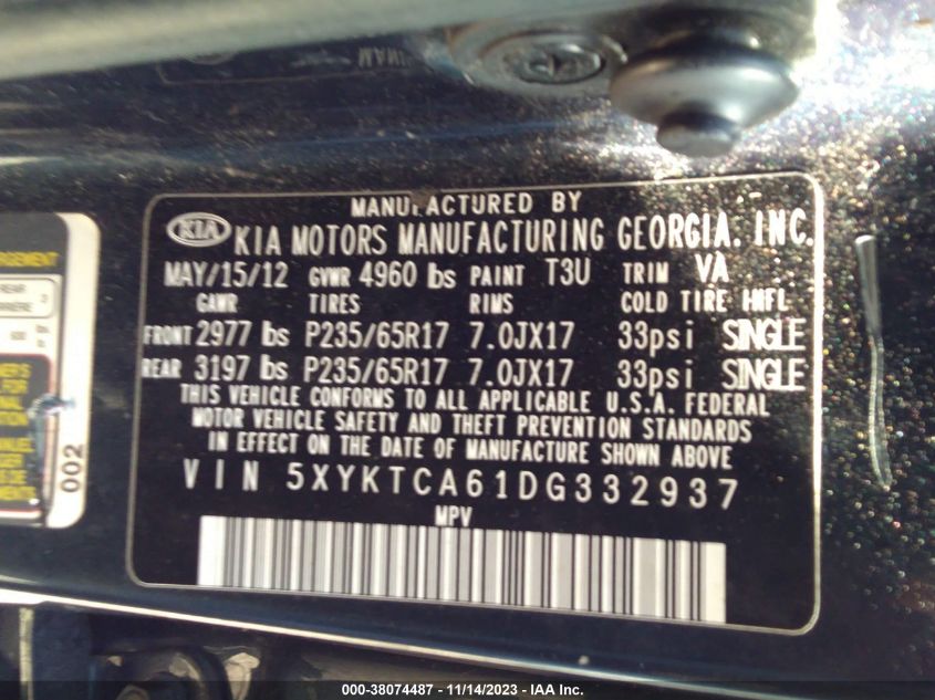 2013 KIA SORENTO LX - 5XYKTCA61DG332937