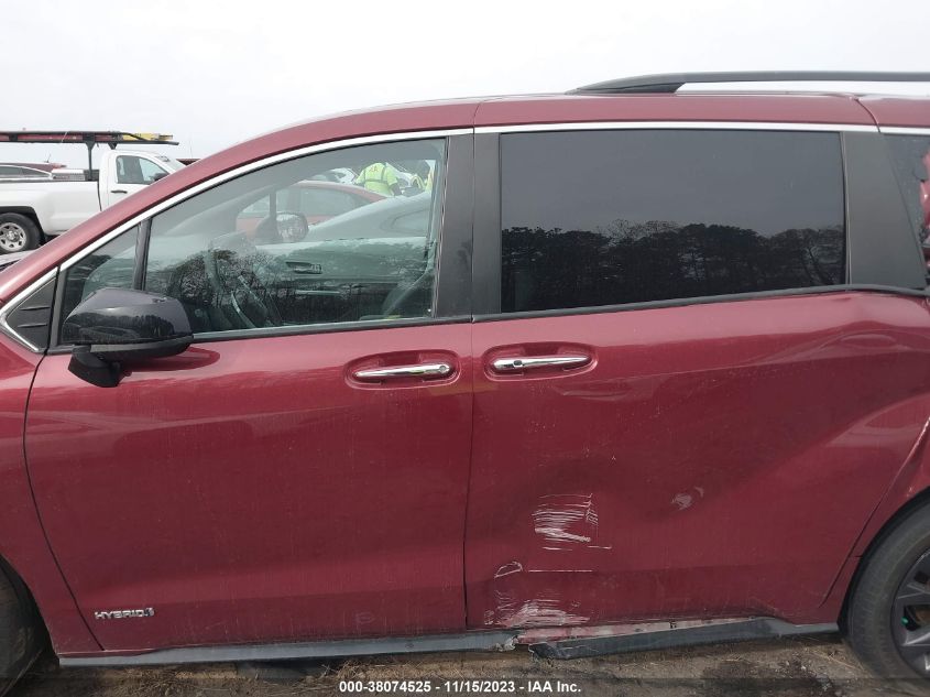 2021 TOYOTA SIENNA XSE - 5TDXRKEC0MS0707O3