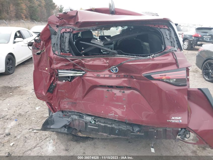 2021 TOYOTA SIENNA XSE - 5TDXRKEC0MS0707O3