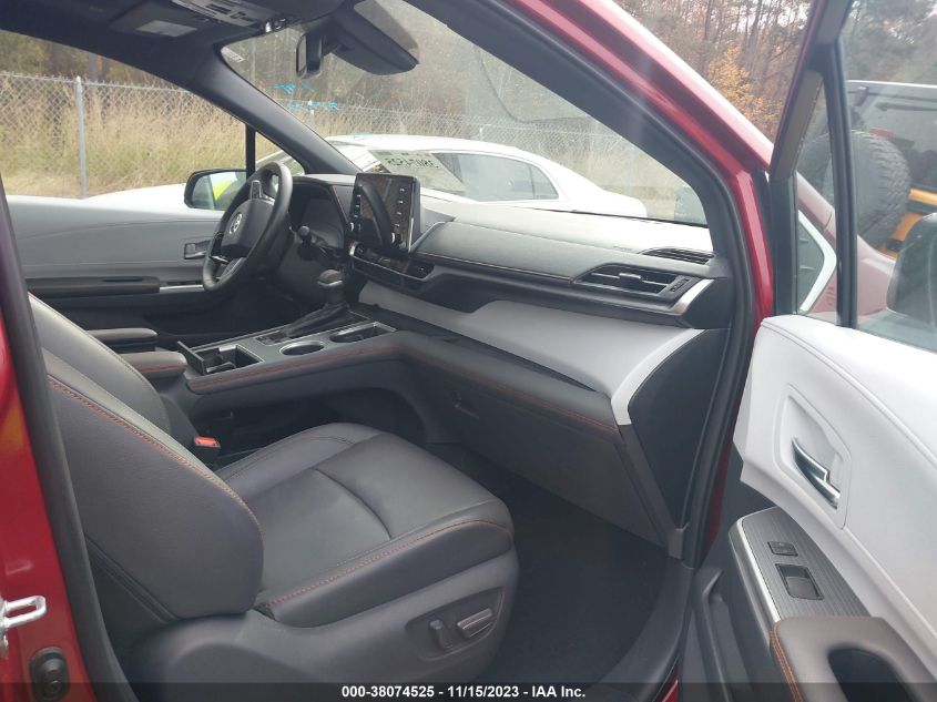 2021 TOYOTA SIENNA XSE - 5TDXRKEC0MS0707O3