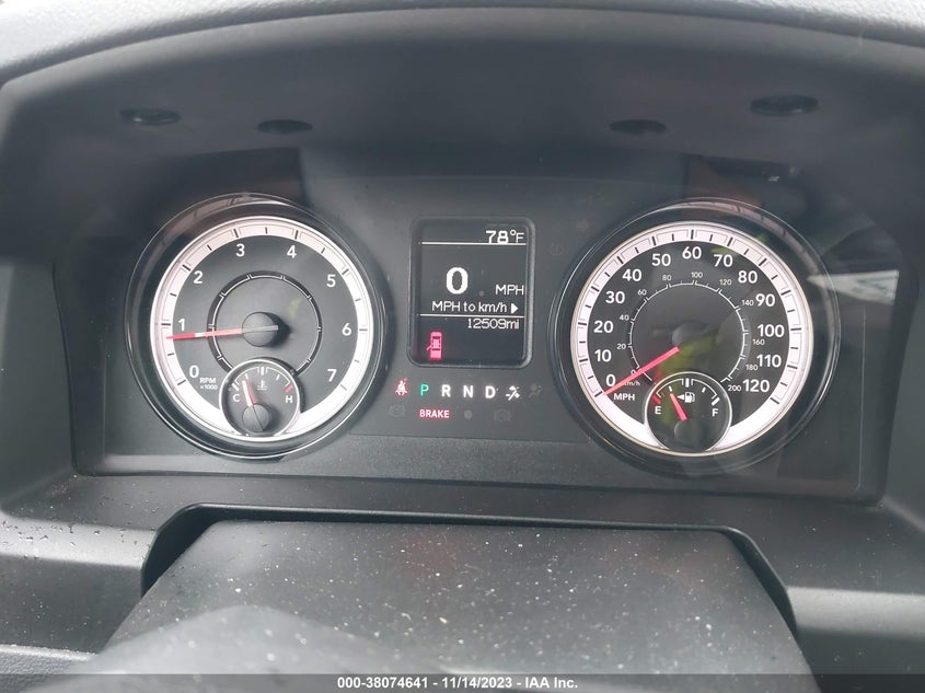 VIN 1C6RR6FG3KS733095 2019 RAM 1500 CLASSIC EXPRESS  4X2 6\4" BOX