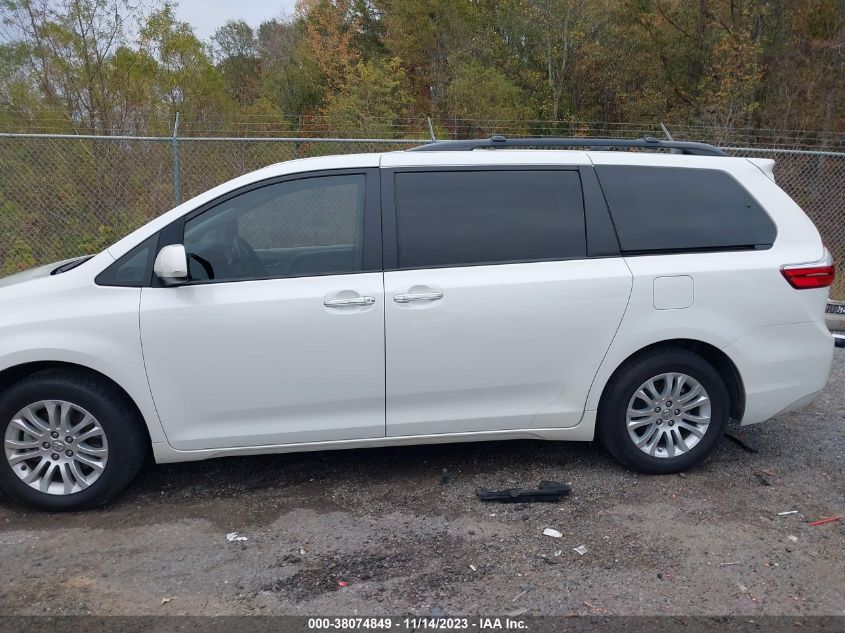 5TDYZ3DC0HS813555 2017 TOYOTA SIENNA, photo no. 15