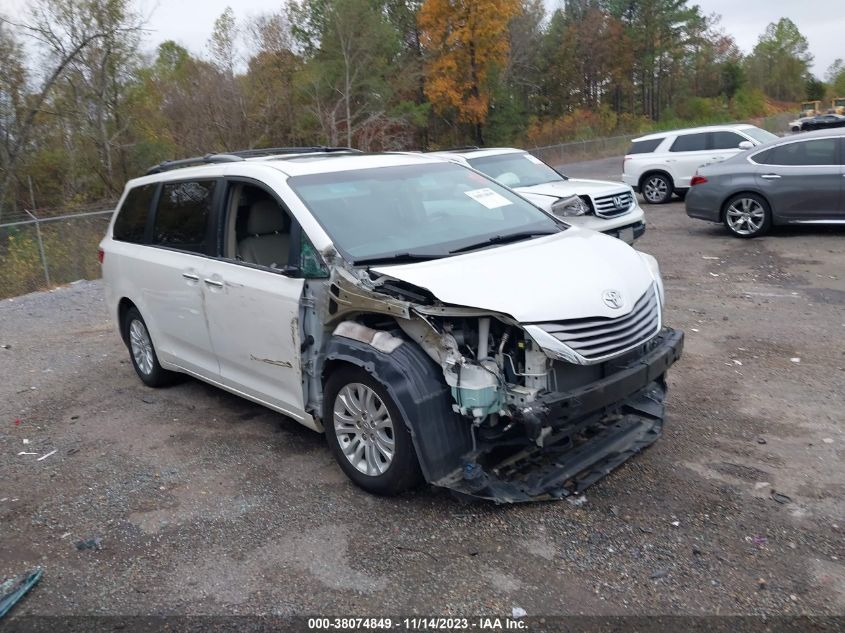 5TDYZ3DC0HS813555 2017 TOYOTA SIENNA, photo no. 1