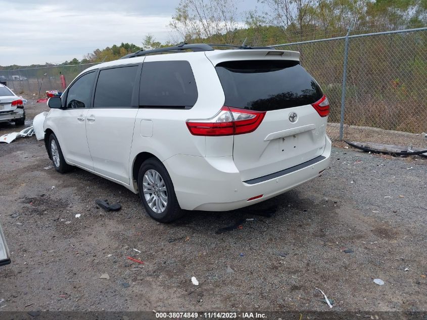 5TDYZ3DC0HS813555 2017 TOYOTA SIENNA, photo no. 3