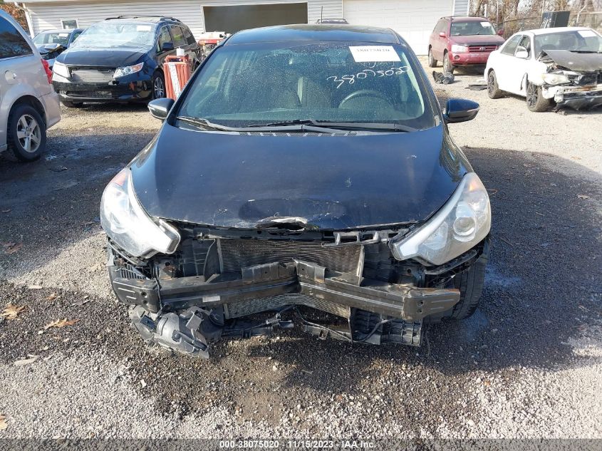 2016 KIA FORTE LX - KNAFK5A87G5635491