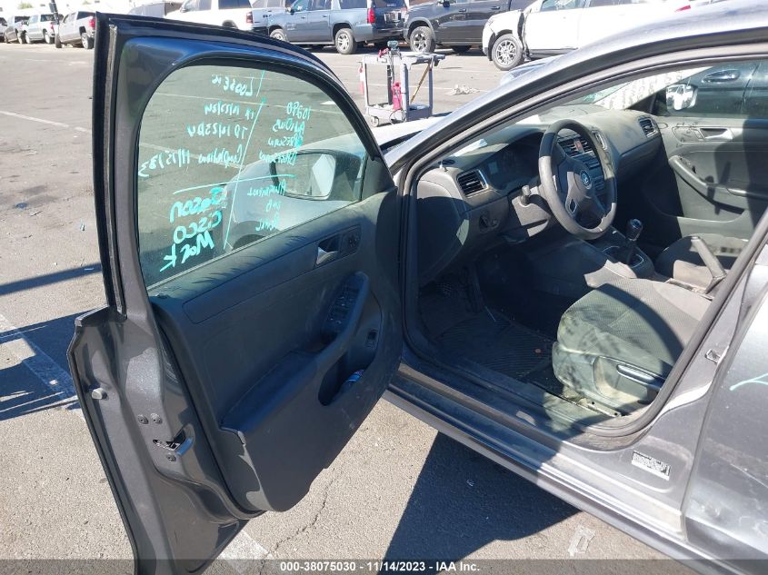 2013 VOLKSWAGEN JETTA SEDAN S 3VW1K7AJ3DM261461