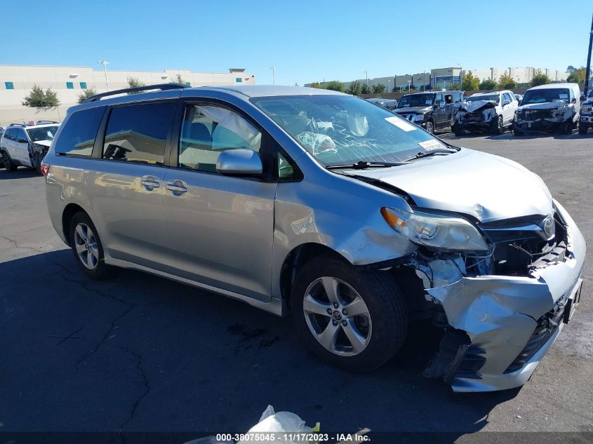 5TDKZ3DC3KS004094 2019 TOYOTA SIENNA, photo no. 1