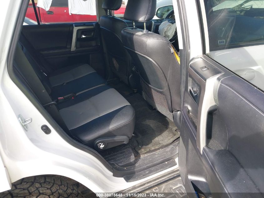 2018 TOYOTA 4RUNNER SR5 PREM/LTDL/TRAIL/TRD - JTEBU5JR4J5517518