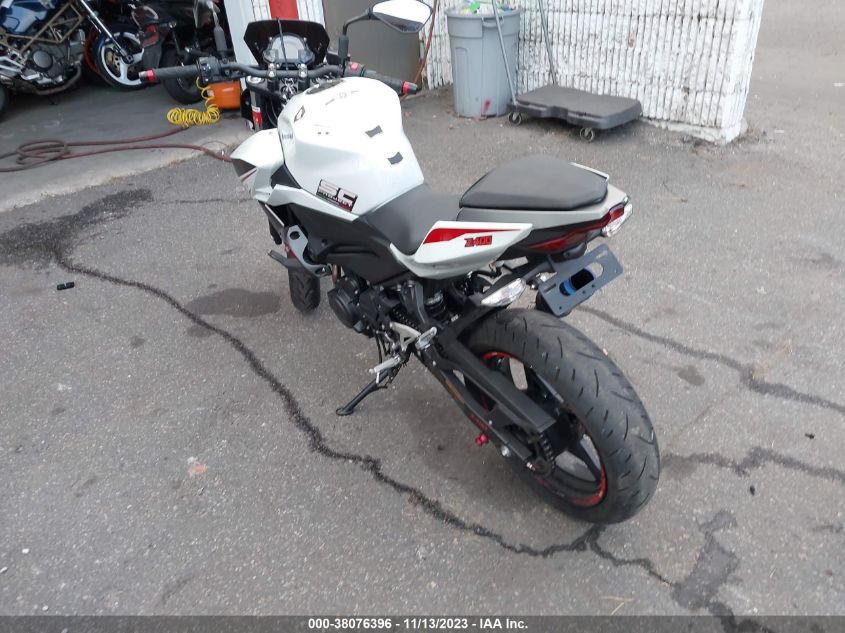2022 KAWASAKI ER400 D JKAERKD11NDAG5166