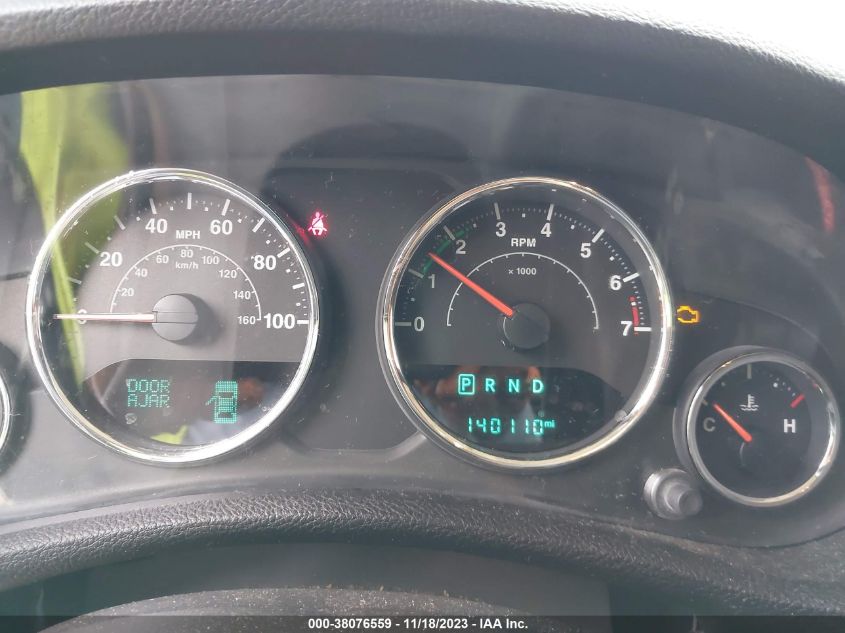 2015 JEEP WRANGLER UNLIMITED SPORT - 1C4BJWDG8FL624409