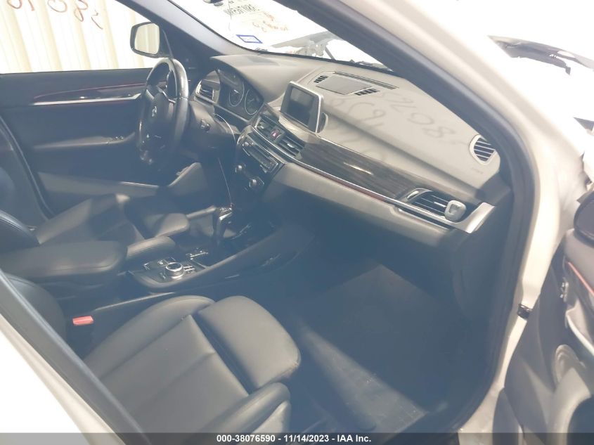 VIN WBXHT3C34H5F75191 2017 BMW X1 XDRIVE28I