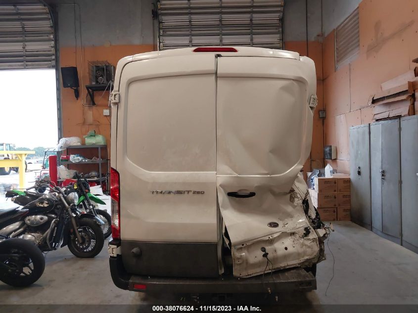 VIN 1FTYR2CM8HKA95913 2017 FORD TRANSIT-250