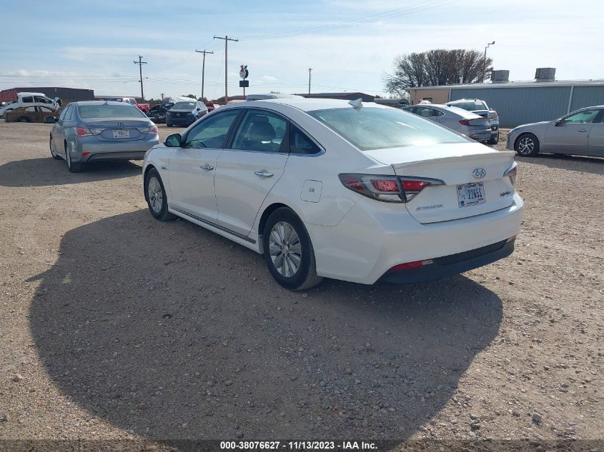 2016 HYUNDAI SONATA HYBRID SE - KMHE24L14GA039444