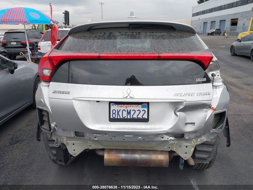 VIN JA4AT4AA0JZ070485 2018 MITSUBISHI ECLIPSE CROSS LE
