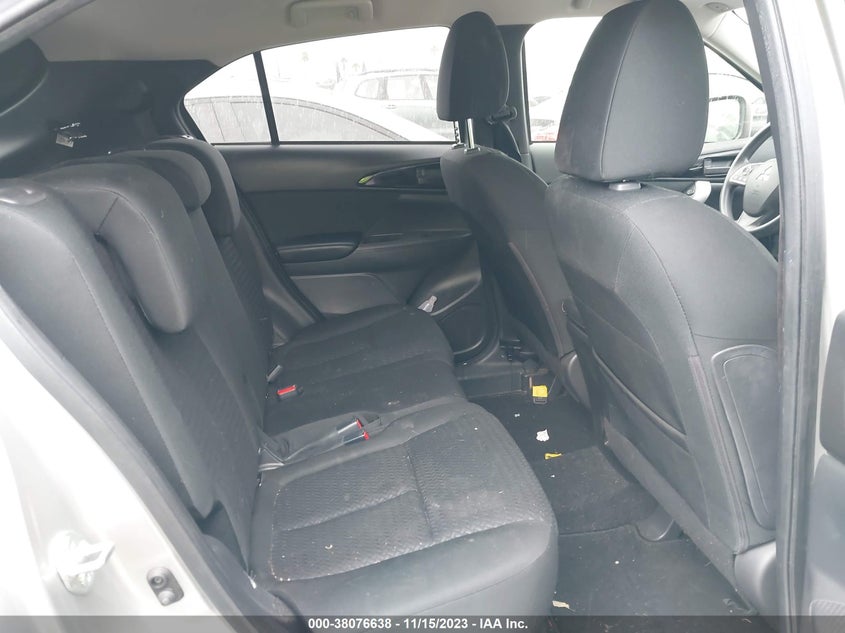 VIN JA4AT4AA0JZ070485 2018 MITSUBISHI ECLIPSE CROSS LE