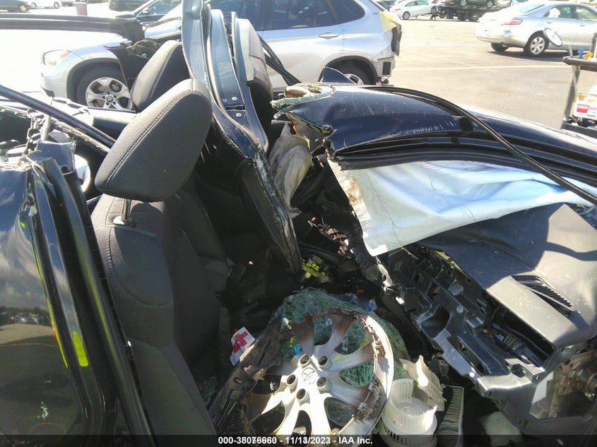 VIN JTDEPMAE2NJ212046 2022 TOYOTA COROLLA LE