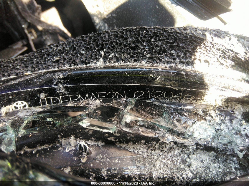 VIN JTDEPMAE2NJ212046 2022 TOYOTA COROLLA LE