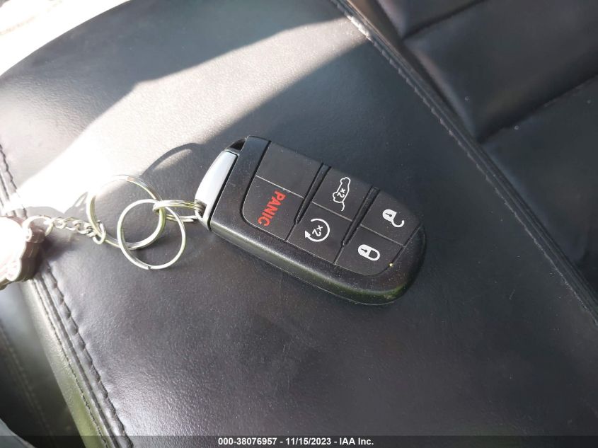 2019 JEEP GRAND CHEROKEE OVERLAND - 1C4RJFCG7KC589601