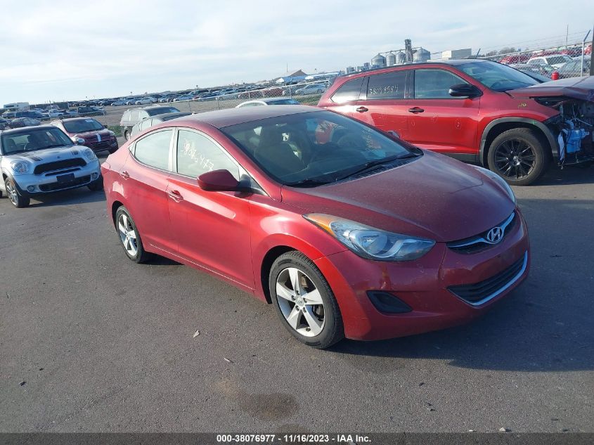 Lot #2539240426 2013 HYUNDAI ELANTRA GLS salvage car